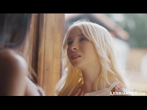 ❤️ Gadis datang ka imah sababaraha bulan engké na ends up dahar pussy stepmom nya video porno di urang ☑